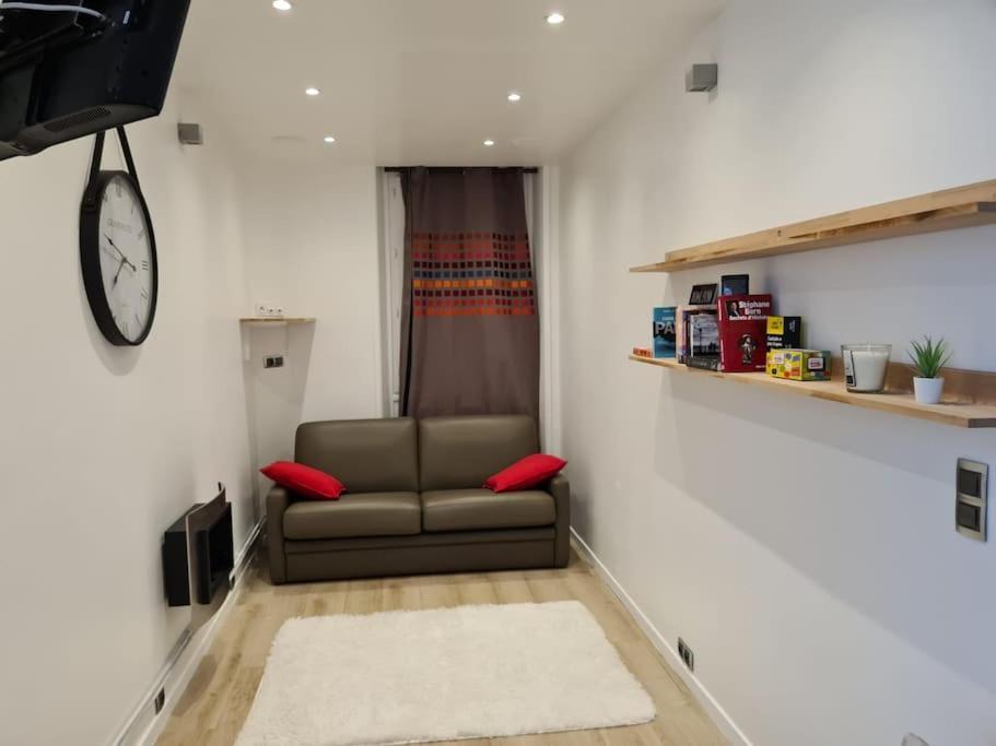 Suresnes : 2 Pieces Cosy Apartment Exterior foto